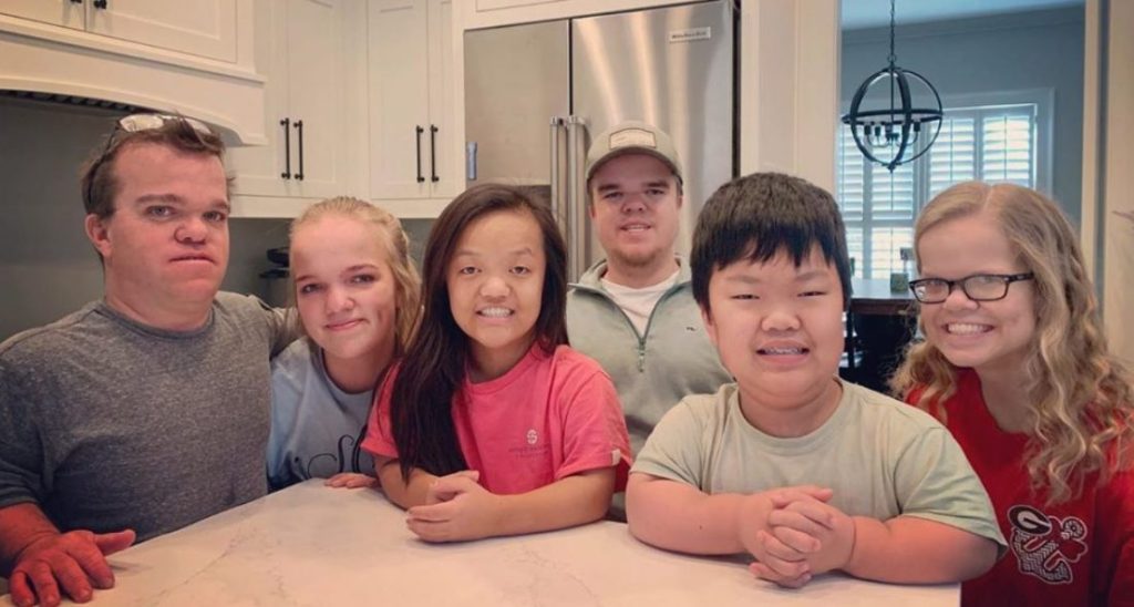 7 Little Johnstons