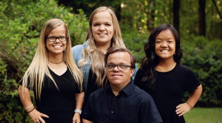 7 Little Johnstons