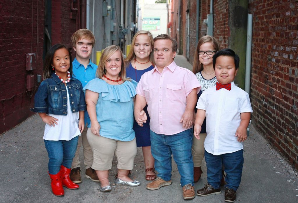 7 Little Johnstons