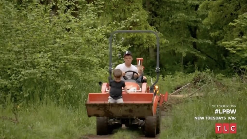 LITTLE PEOPLE BIG WORLD