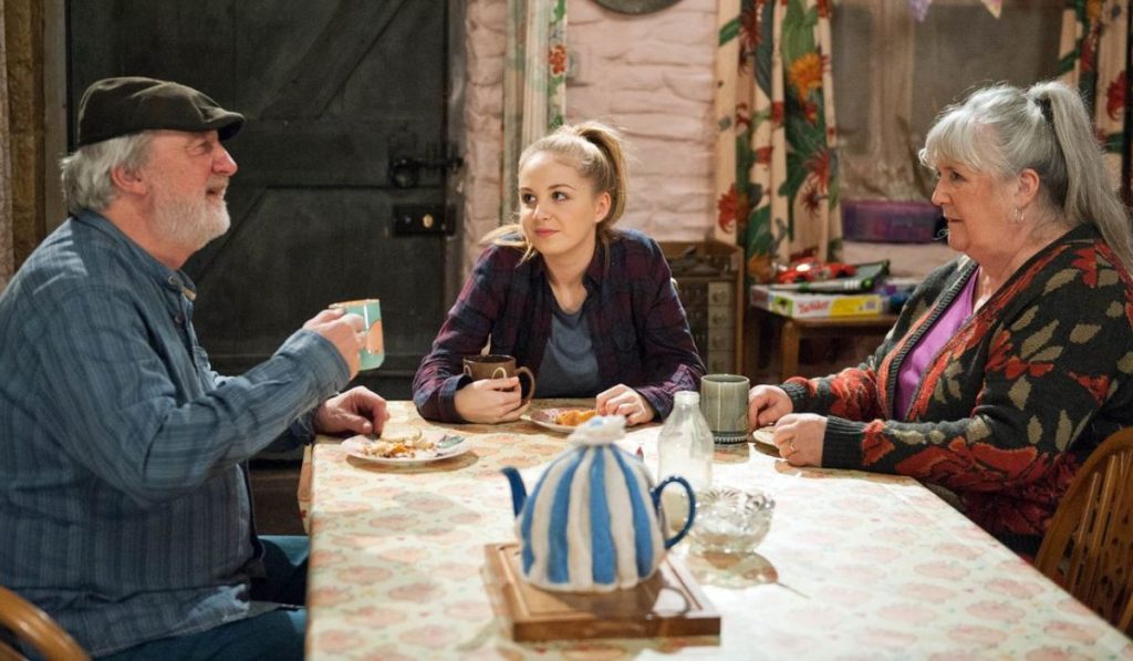 emmerdale-spoilers-zak-lisa