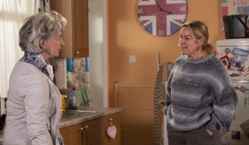 coronation-street-spoilers-evelyn-cassie-reunion