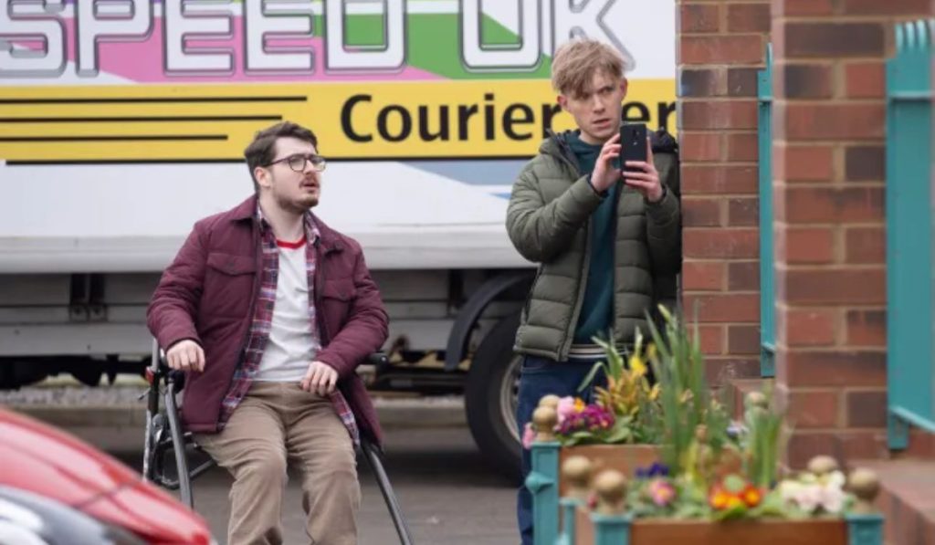 coronation-street-spoilers-bobby-max
