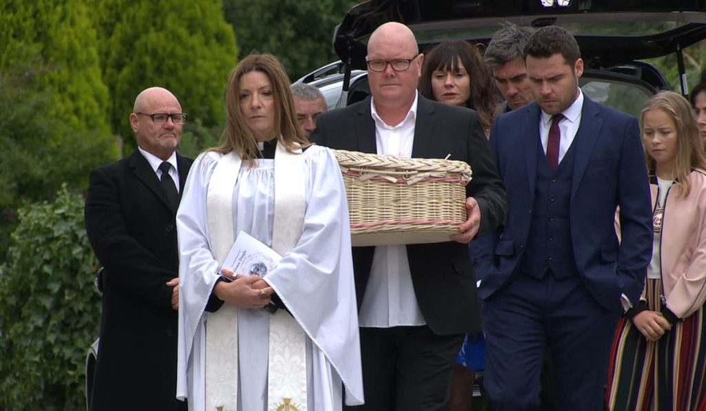 emmerdale-spoilers-chas-paddy-grace-died
