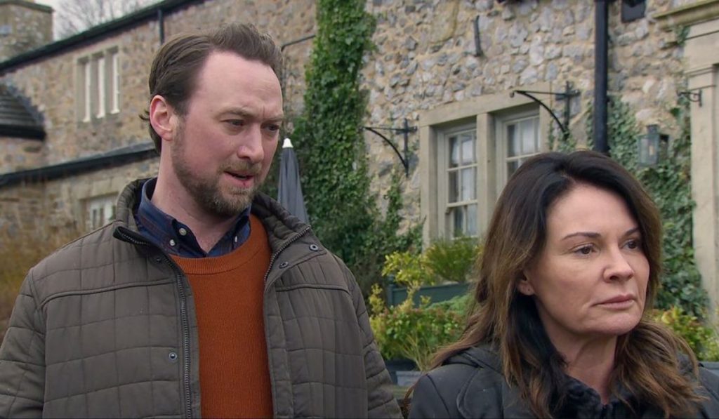 emmerdale-spoilers-liam-chas
