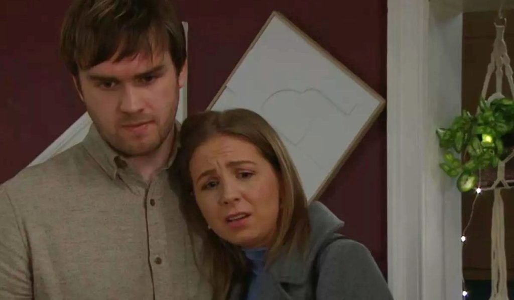 emmerdale-spoilers-tom-belle-rings
