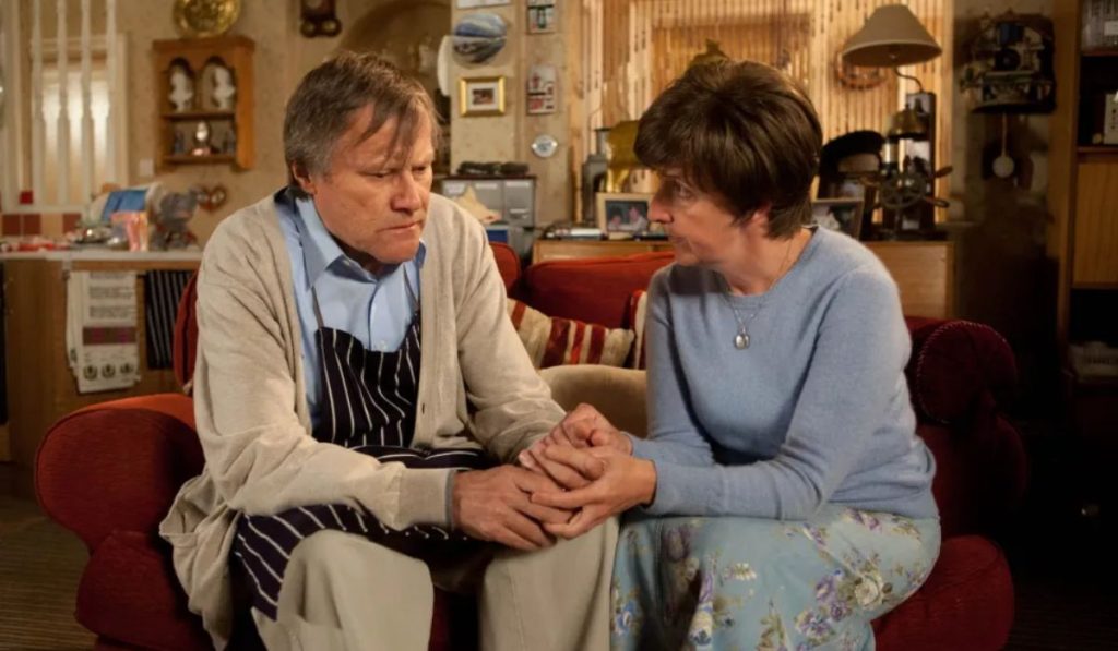 coronation-street-spoilers-roy-hayley
