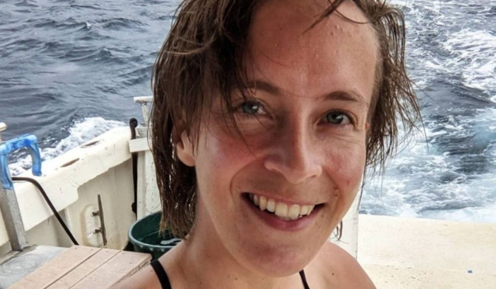 Naked And Afraid - Sarah Danser