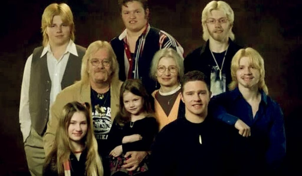 Alaskan Bush People - Ami Brown & Family
