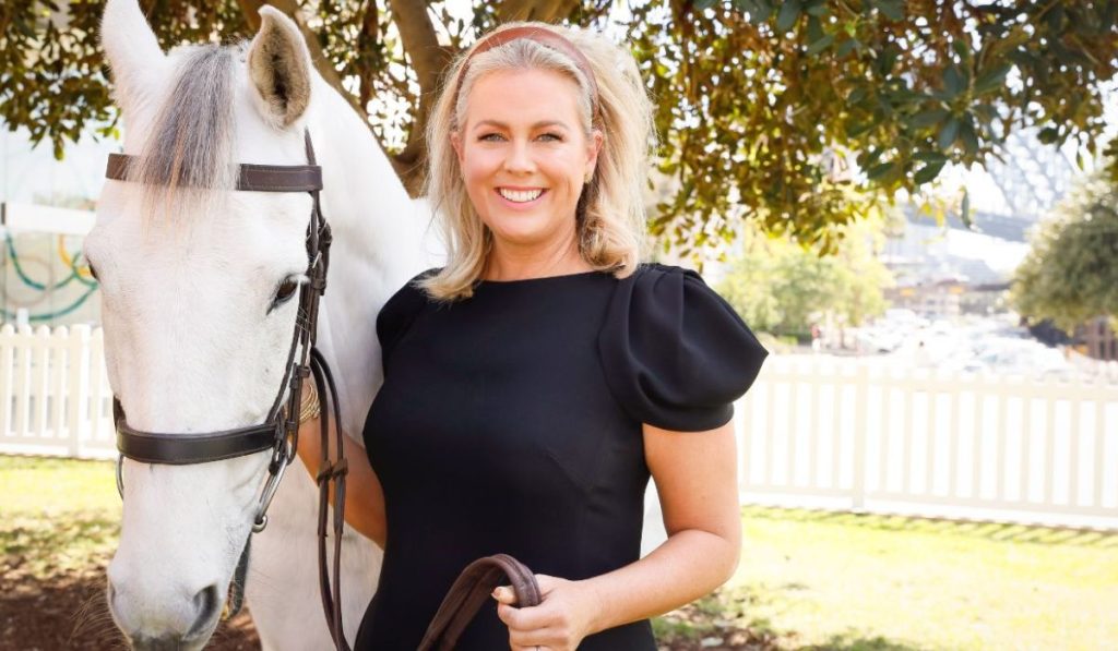 Farmer Wants A Wife - Samantha Armytage